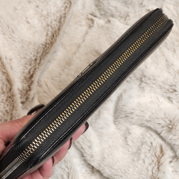 Dolce & Gabbana Black Leather Wallet - Picture 10 of 11